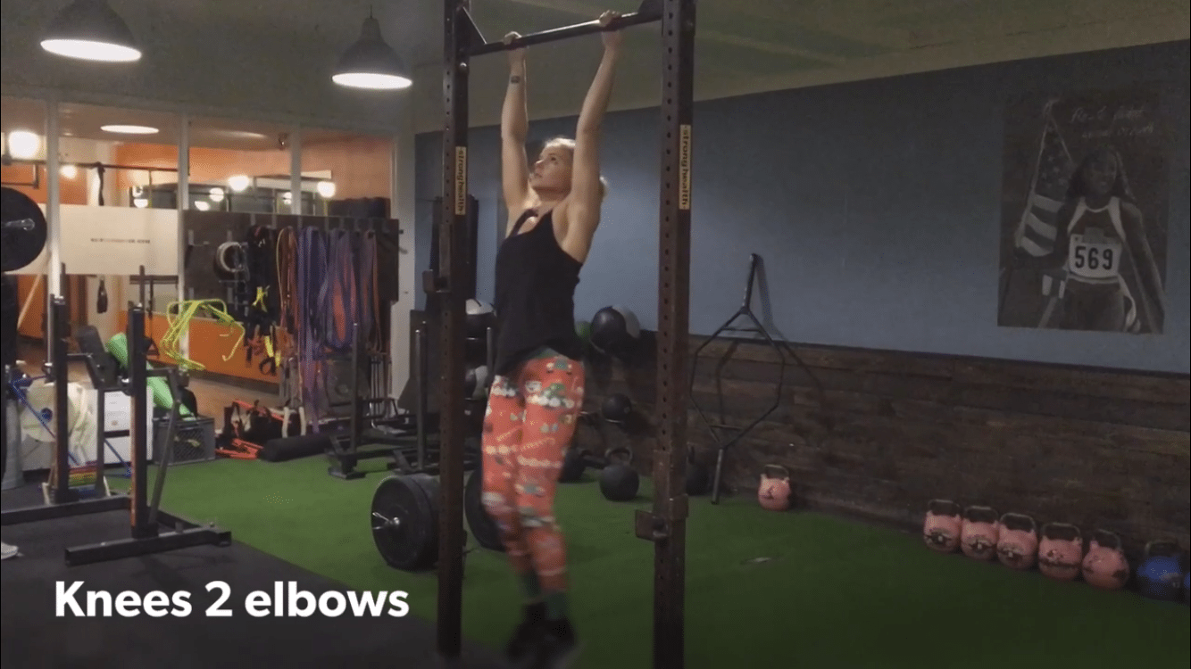 Core workout - jule edition! Knees to elbows
